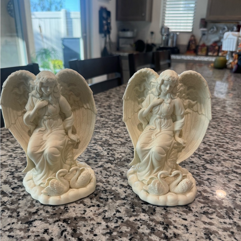PartyLite Ivory Angel Figurine Set